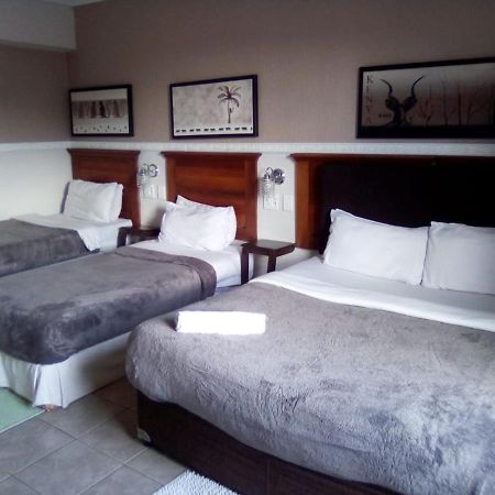 Bread And Barrel Guesthouse Bellville Cape Town Bagian luar foto