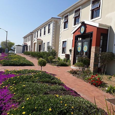 Bread And Barrel Guesthouse Bellville Cape Town Bagian luar foto